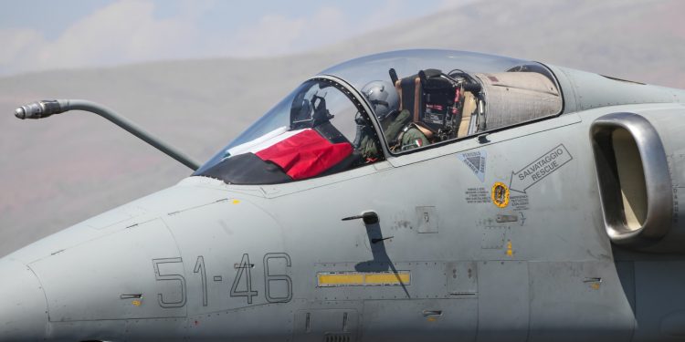 Hrvatski ‘susjed’ brutalno se naoružava: Evo što se krije iza narudžbe čak 24 nova aviona