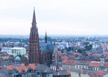 Hrvatsku i dalje prži povijesni toplinski val: Ipak, dio zemlje očekuje neugodno iznenađenje