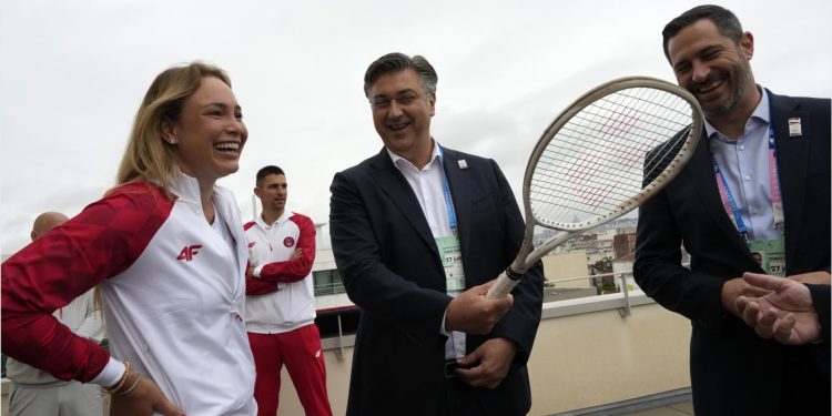 I Plenković otišao na Olimpijske igre, otkrio planove: ‘Nakon utakmice moram nazad’