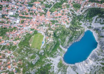 IMOTSKI Predstavljanje dvanaeste knjige stihova autora Ante Nadomira Tadića Šutre