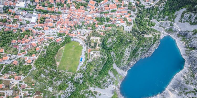 IMOTSKI Predstavljanje dvanaeste knjige stihova autora Ante Nadomira Tadića Šutre