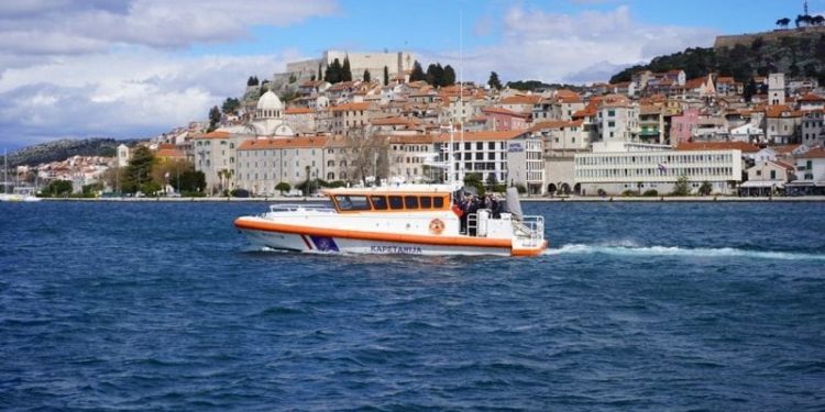 Dijete iz uvale kod otoka Kaprija hitno prevezeno u šibensku bolnicu