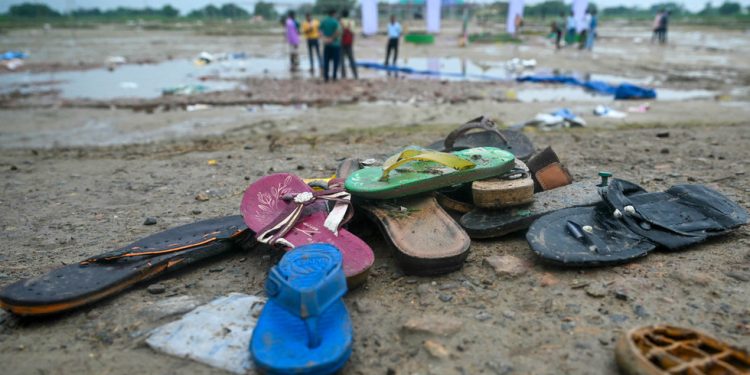 Indija pokrenula istragu nakon što je 121 osoba poginula u stampedu — RT India