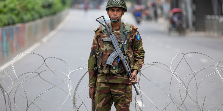 Internet i dalje ne radi u Bangladešu unatoč zatišju nakon smrtonosnih prosvjeda
