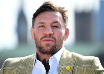 Irski sud izrekao Conoru McGregoru uvjetnu zatvorsku kaznu — RT World News