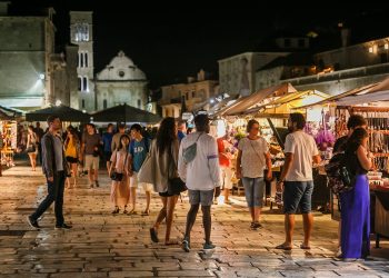 Iz slavnog bara na Hvaru stigla reakcija na nasilje, oglasio se i DORH: ‘Želimo da se brzo oporave’