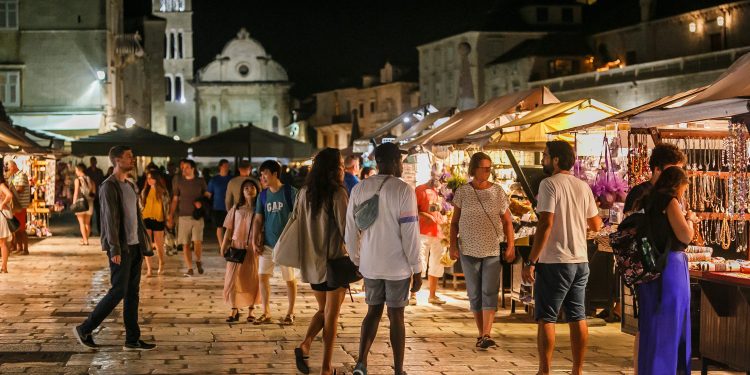 Iz slavnog bara na Hvaru stigla reakcija na nasilje, oglasio se i DORH: ‘Želimo da se brzo oporave’