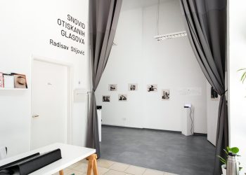 Izložba “Snovid otiskanih glasova” u Prostoru: Autorice ilegalnih tehnika Splita tijekom Narodnooslobodilačke borbe skrivale su zabranjene listove u steznicima i kašetama sa zeljem