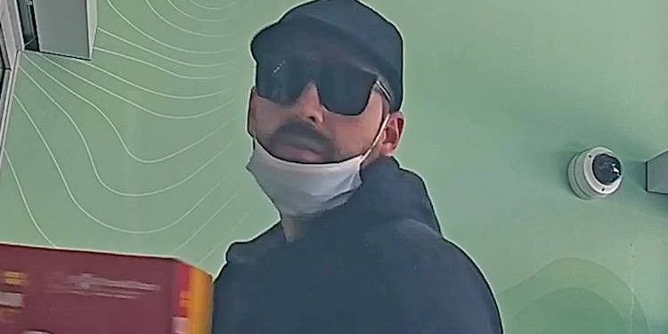 Jeste li ga vidjeli? Policija traži ovog čovjeka, mole za pomoć građana