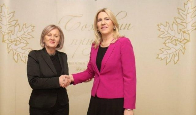 KOLIKO ZARAĐUJU NAŠI POLITIČARI Željka Cvijanović i Borjana Krišto “jače” od Milanovića