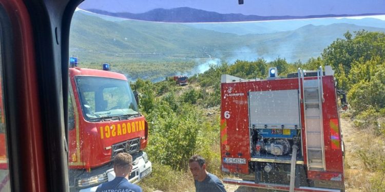 Kakav dan: Dva požara su danas buknula i u Trilju