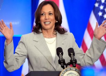 Kamala Harris prvi put nakon Bidenovog povlačenja iz kampanje: ‘Možete zapljeskati’