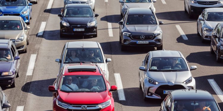 Kilometarske kolone pred Zagrebom: Naoružajte se živcima, gužve pred vikend su tek počele