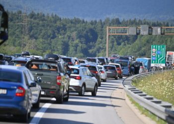 Kreće pakleni vikend na autocestama: Pripremite se, pogledajte kakve kolone se već stvaraju
