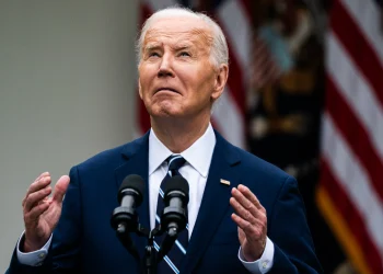 Kriza kampanje: Demonatori koji su pozvali Bidena da odustane ili izrazili zabrinutost za njegovo zdravlje