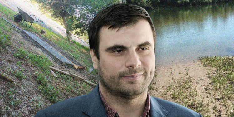 LETOVANIĆ, SELO POKRAJ KUP’ ‘Podvodni’ roštilji u koritu rijeke najnoviji je ključni projekt župana Ivana Celjaka | NACIONAL.HR