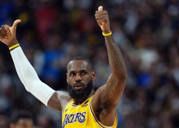 LeBron James nastavlja s Lakersima po monstruoznim cijenama