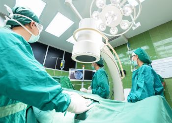 Liječnici o smrti dječaka nakon operacije krajnika: ‘Ova dva dana su kritična, može završiti kobno’