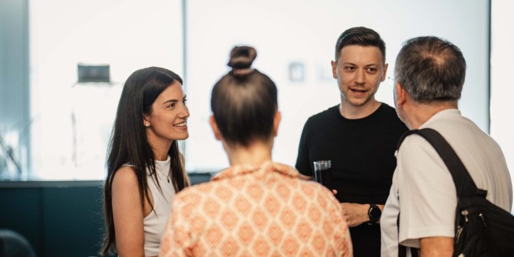 Luppa je predstavila globalnu inovaciju u istraživanju zadovoljstva i angažiranosti zaposlenika: u svoj alat upravo je implementirala AI