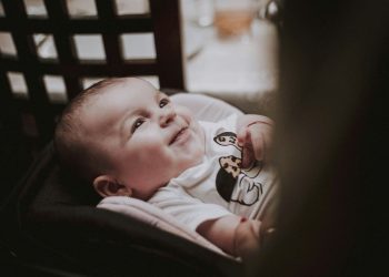 MISLITE LI DA JE BIO U PRAVU? Majka u zagrebačkom kafiću htjela podojiti dijete, konobar joj rekao da ode u WC, stigle prve reakcije | NACIONAL.HR