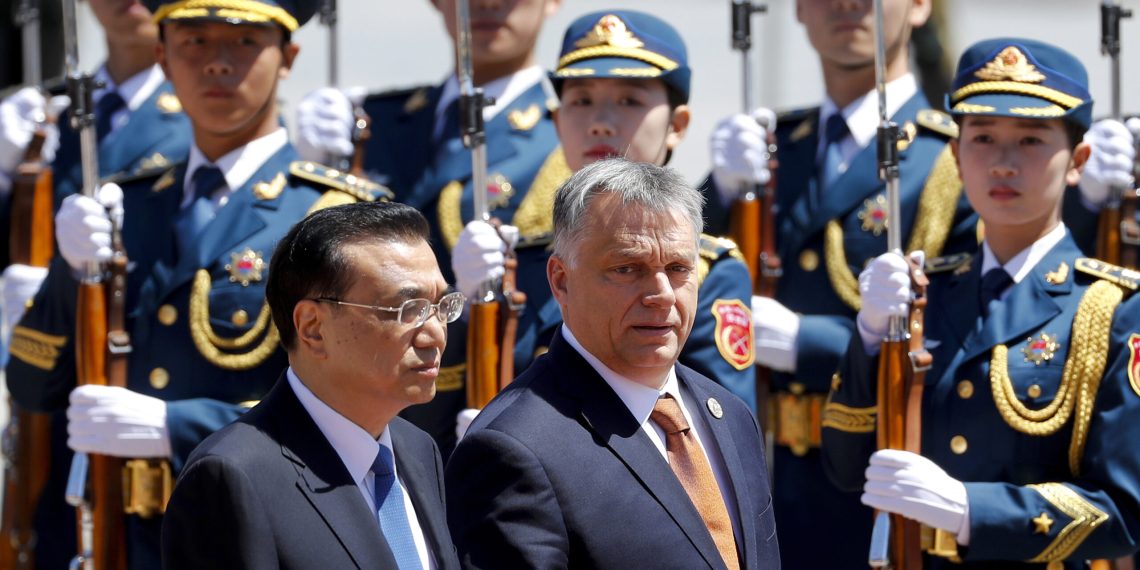 Mađarska se u tišini zadužuje kod Kine