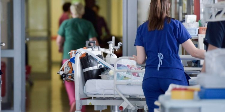 Medicinskoj sestri prisjeo postupak kolegice: ‘Za takve sestre nema mjesta u medicini’