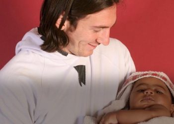 Messi i Yamal, fotografija iz 2007.: Lamine prvi put na Camp Nou