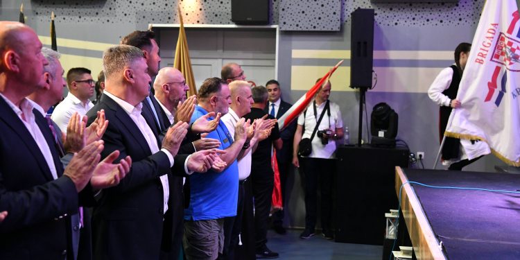 Milanović na 32. obljetnici Brigade Kralj Tomislav: ‘Borili ste se teško i krvavo u nedavnom ratu’