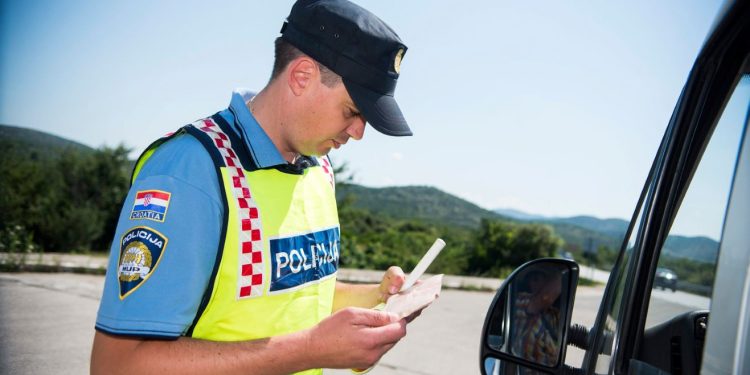 Mnogi ne znaju koliko imaju negativnih bodova na vozačkoj: Evo kako se to može provjeriti