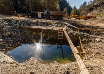 NA SANACIJU ČEKAJU TRI GODINE Investitor mHE nudio novac mještanima da ne prosvjeduju zbog uništenog puta