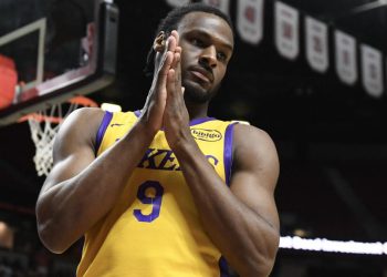 NBA ljetna liga, napredovala i propala