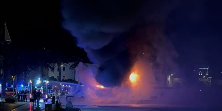 NEDOSTATAK INFRASTRUKTURE Makarska nema vatrogasni brod niti jednog jedinog hidranta na rivi!