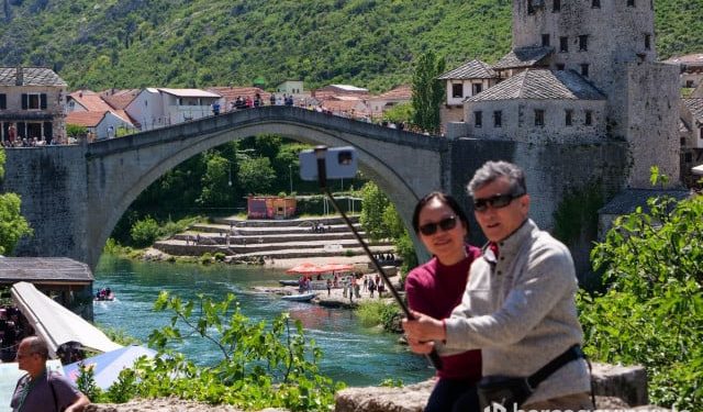 NEISKORIŠTENI POTENCIJALI I MALA ULAGANJA Jesu li Stari most i višegradska ćuprija sve što BiH može ponuditi UNESCO-u?