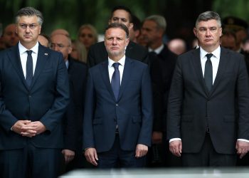 NOVI CRODEMOSKOP Bartulica na listi najnegativnijih političara. Ovako bismo sada glasali… | NACIONAL.HR