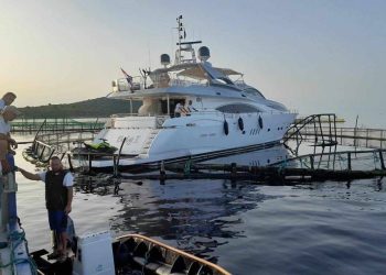 NOVI NALET Brod ponovno upao u Cromarisov kavez u zadarskom arhipelagu