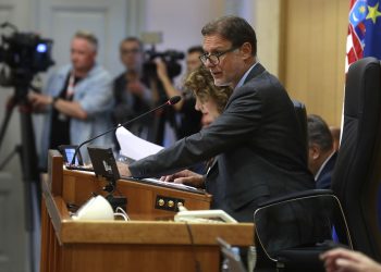 Na pomolu velike promjene u Saboru: Dobit će privilegije koje nemaju radnici u Hrvatskoj