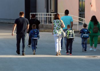 Najavljene prve demografske mjere: Novčana pomoć roditeljima trebala bi rasti, evo koliko