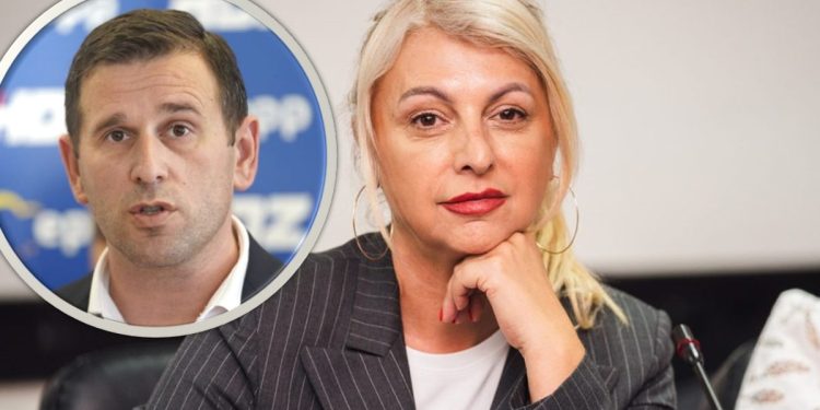 Nema kvoruma. Vladajućima nedostaju bitni vijećnici, čekaju ih da dođu na sjednicu. Šuta i Bekavac tvrde da Puljak donosi nezakonitu odluku za Žnjan