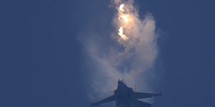 Neopravdano ispod radara! Veliki dijelovi svijeta okupljaju se kako bi smijenili američko vodstvo