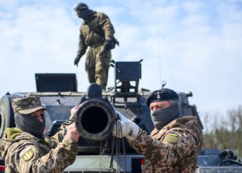 Njemačka je tajno poslala ‘veliki paket oružja’ Ukrajini – mediji — RT World News