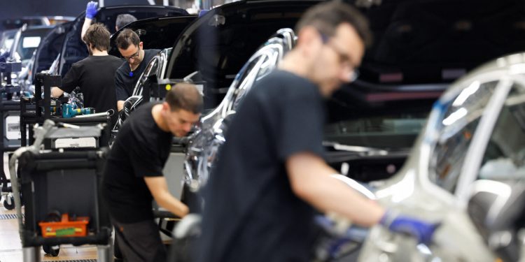 Njemački automobilski div u problemima. Audi ukida luksuzni model, tvornica pred zatvaranjem