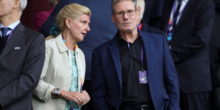 Novi britanski premijer borio se za Hrvatsku: Poslušajte njegov potresni govor o Vukovaru