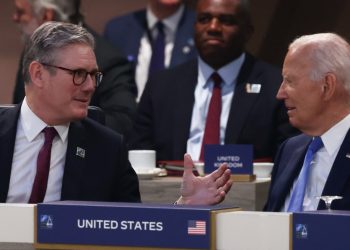 Novi britanski premijer hvali Bidenovo mentalno stanje — RT World News