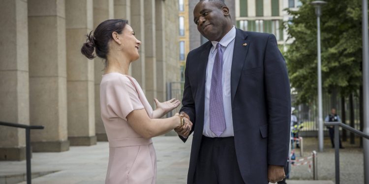 Novi šef britanske diplomacije u Njemačkoj u prvom inozemnom posjetu