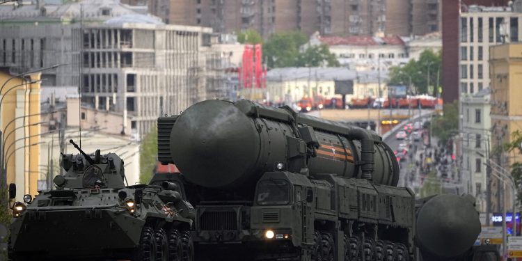 Nuklearna trijada u akciji: Rusija testira nuklearne projektile Yars