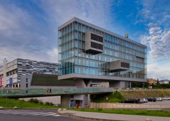 ODRŽANA 107. SJEDNICA SVEUČILIŠTA U SPLITU Osniva se Mediteranski institut za istraživanje života