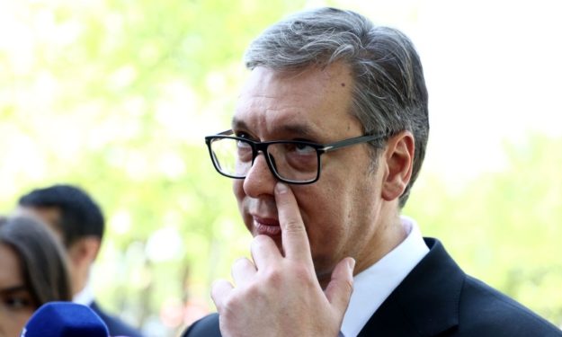 Objavio detalj koji bi Vučić rado zaboravio: ‘Bio je šef bazena, ujutro puštao vodu, navečer praznio’