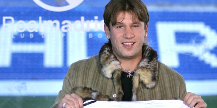 Od Cassanove bunde do Zizouovih traperica: 10 kultnih prezentacija u Real Madridu