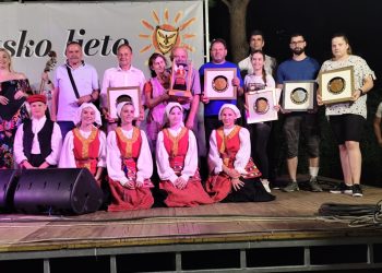 Održan je 18. Festival poljičkog soparnika u Dugom Ratu, nije ga propustio ni splitski gradonačelnik