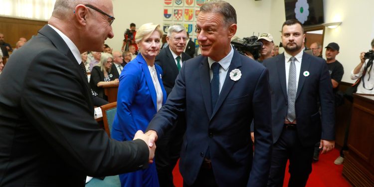 Održana komemoracija žrtvama: ‘Genocid u Srebrenici još traje i zove se negiranje’